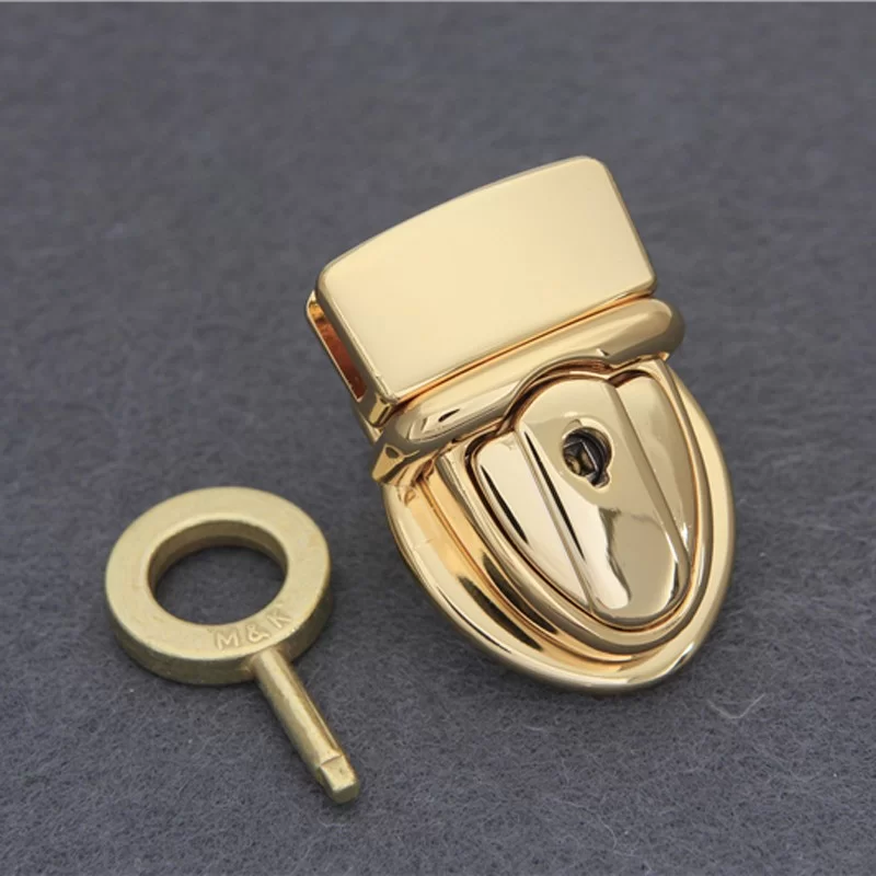 High Quality Brass Jewelry 18K Gold Plated Lock Shape Stud