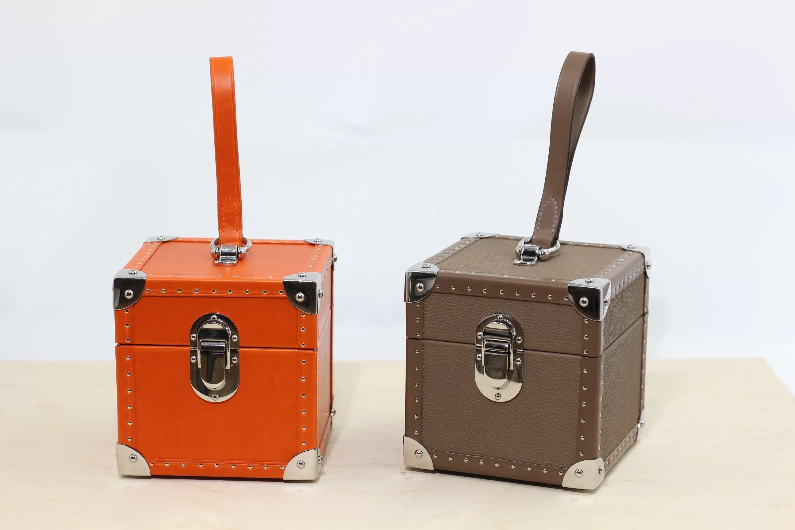 suitcase, bleecker, box, material kit